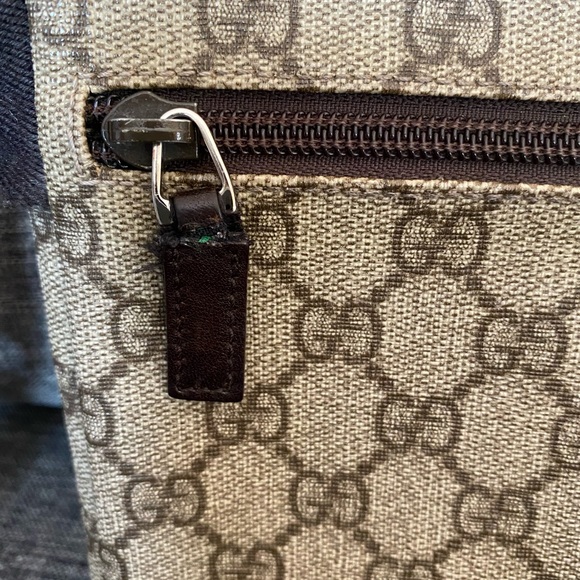 GUCCI GG MONOGRAM BELT BAG - Picture 6 of 16